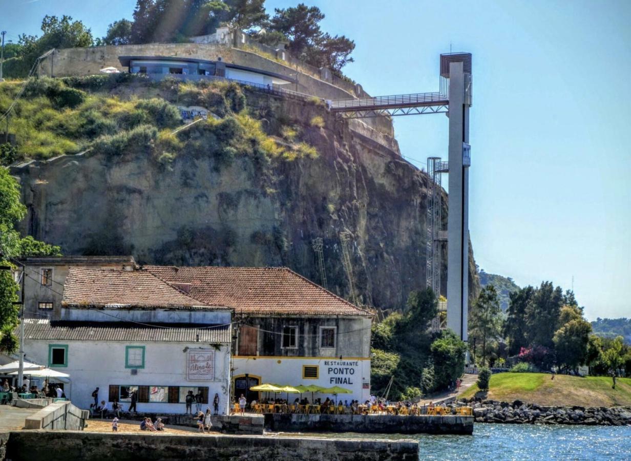 Apartamento Tejo Cacilhas Esterno foto