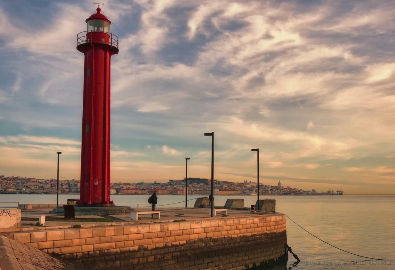 Apartamento Tejo Cacilhas Esterno foto