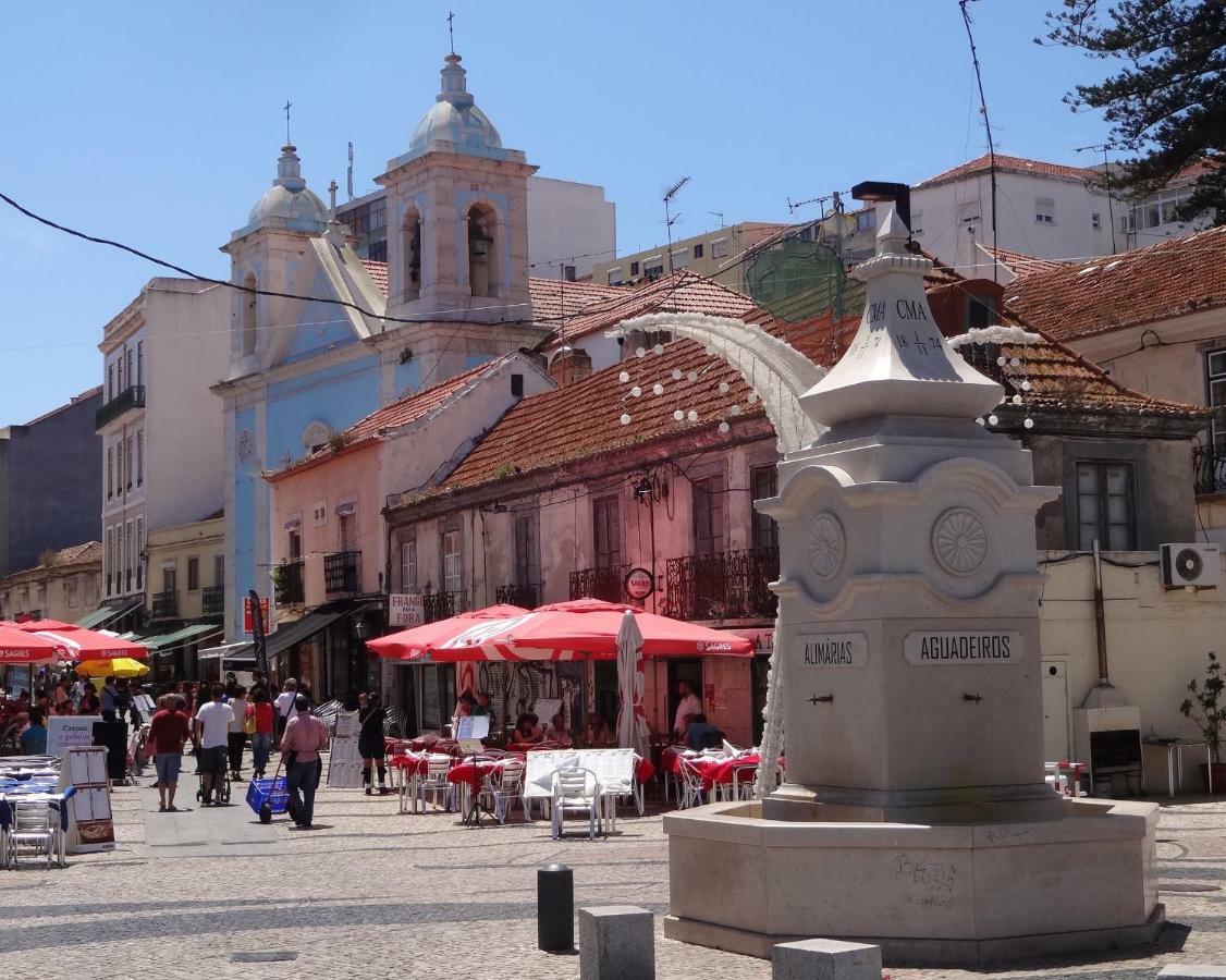 Apartamento Tejo Cacilhas Esterno foto